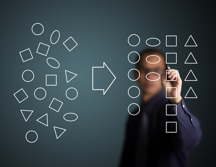 How to automatically tag and categorize photos by their content