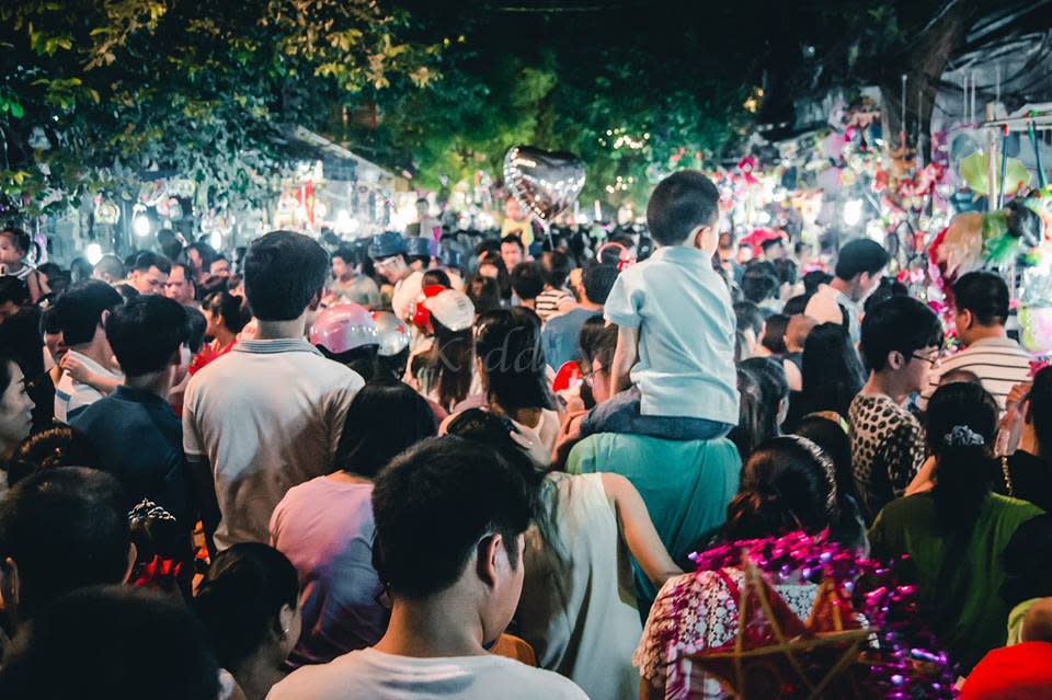 Phố đi bộ quanh Hồ Hoàn Kiếm