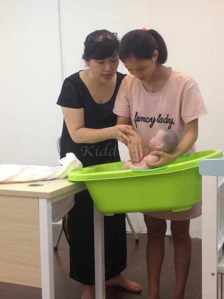 Hành trang đi đẻ của mẹ