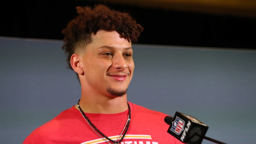 Liquor Store Worker Had Patrick Mahomes Contract Scoop Before Anyone Yardbarker