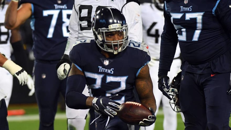 Watch Derrick Henry Stiff Arms Defender Sends Another To Ground On 99 Yard Td Yardbarker