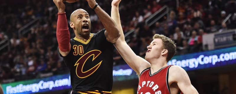 dahntay jones jersey