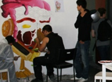 Study Abroad Reviews for Media and Arts in France