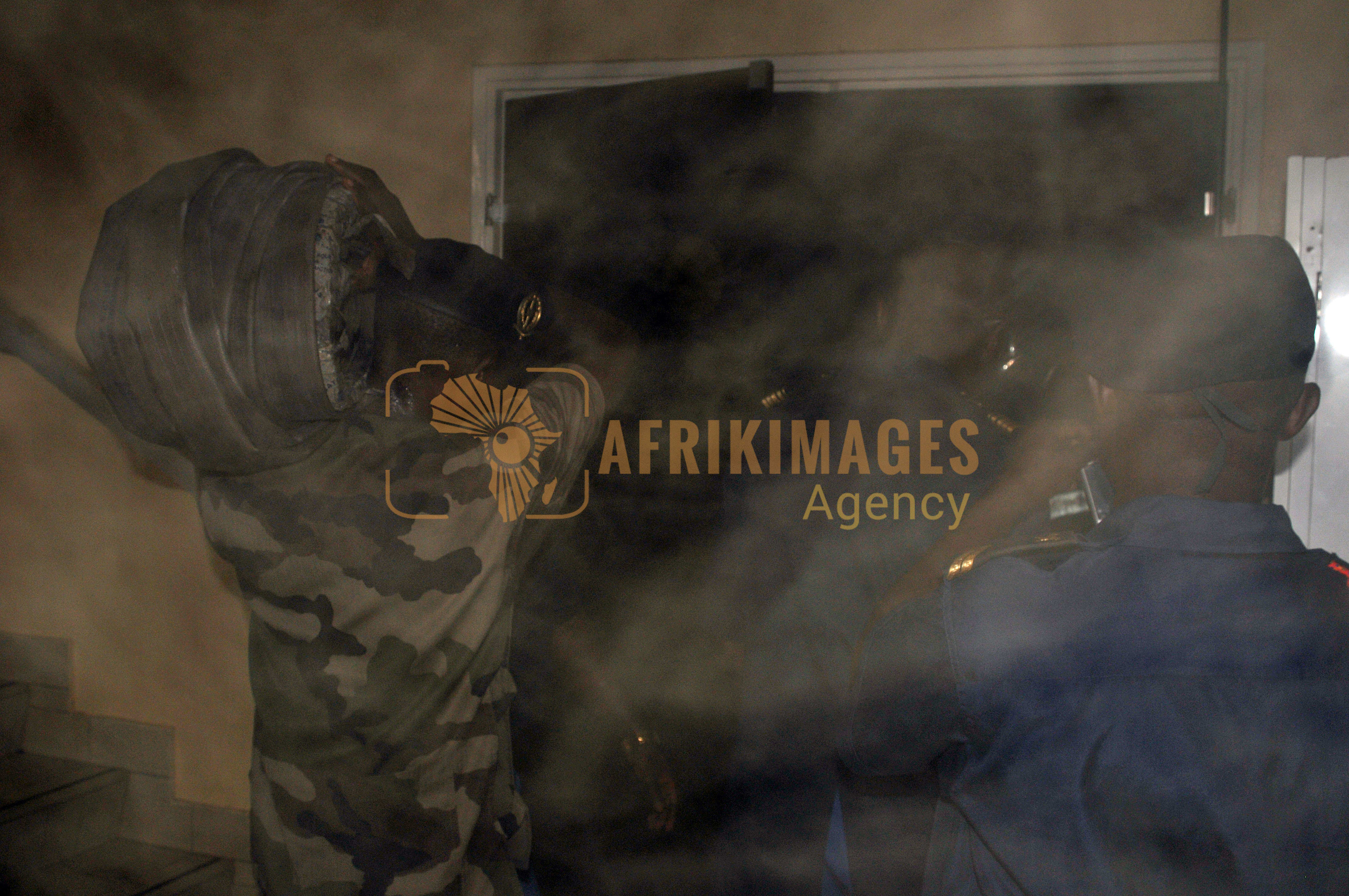 Afrikimages gabon /incendies & inondations
