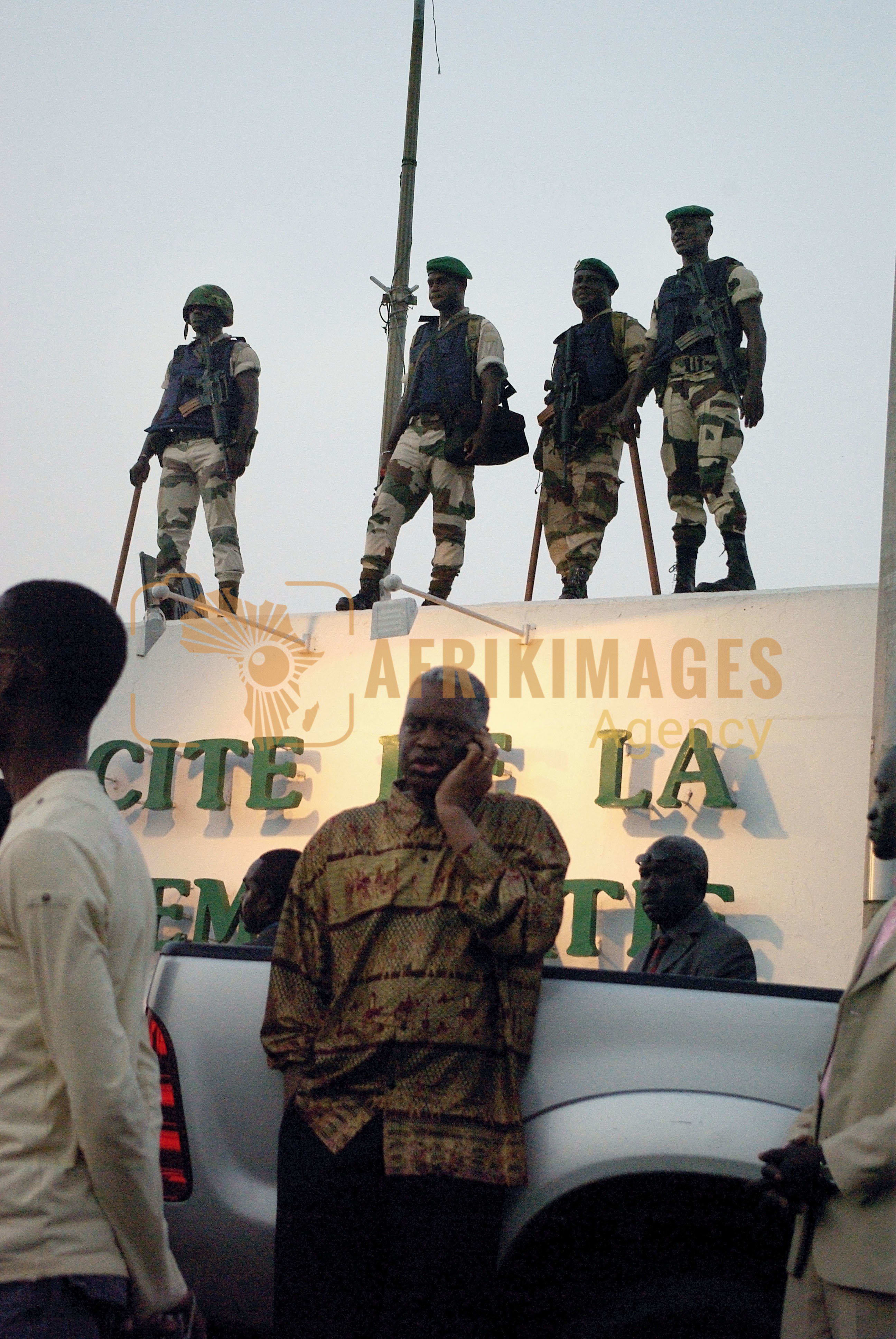 gabon / manifestations violentes