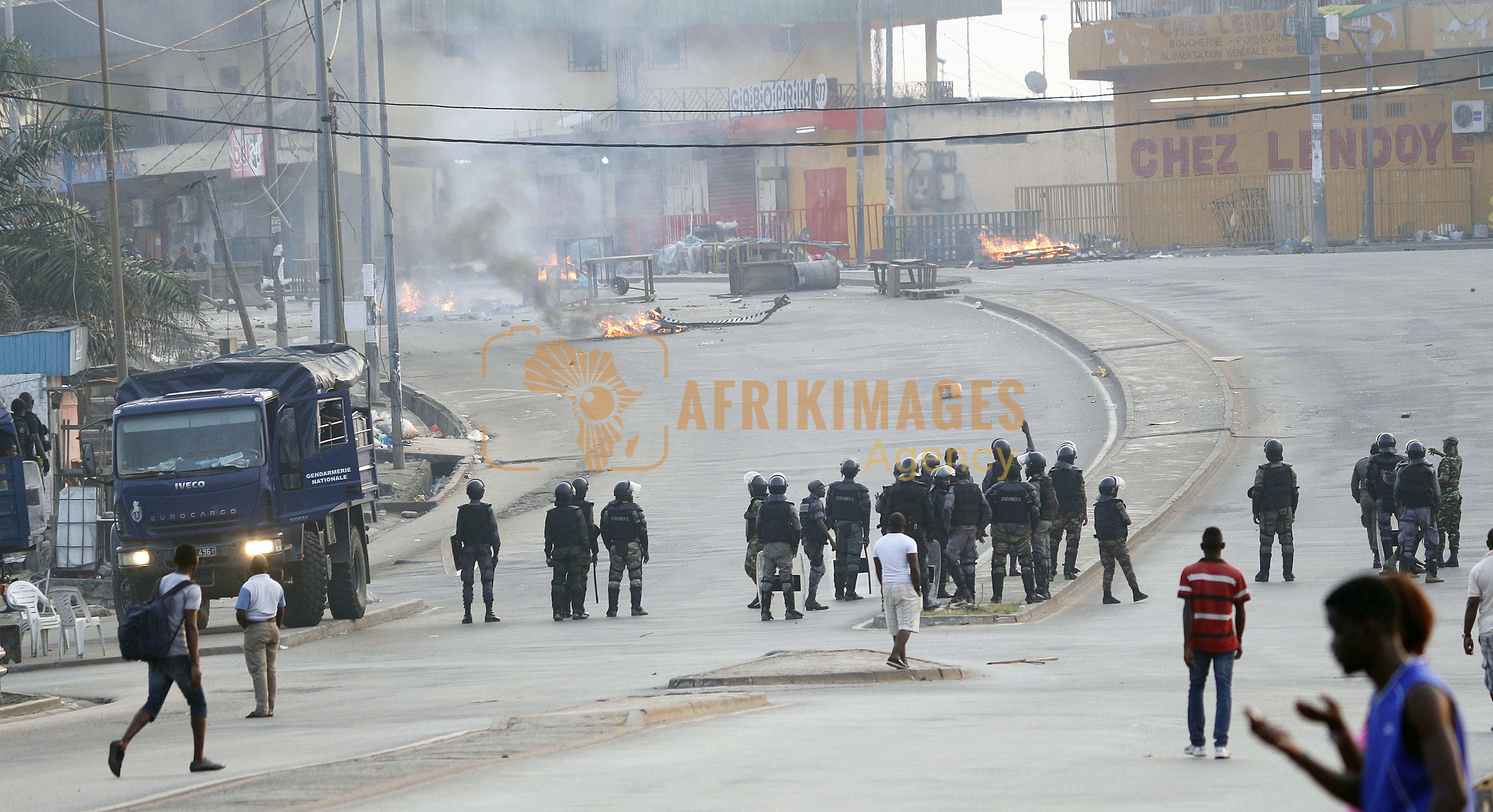 gabon / manifestations violentes