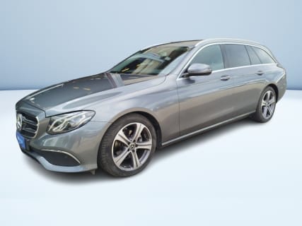 E SW 200 D PREMIUM AUTO