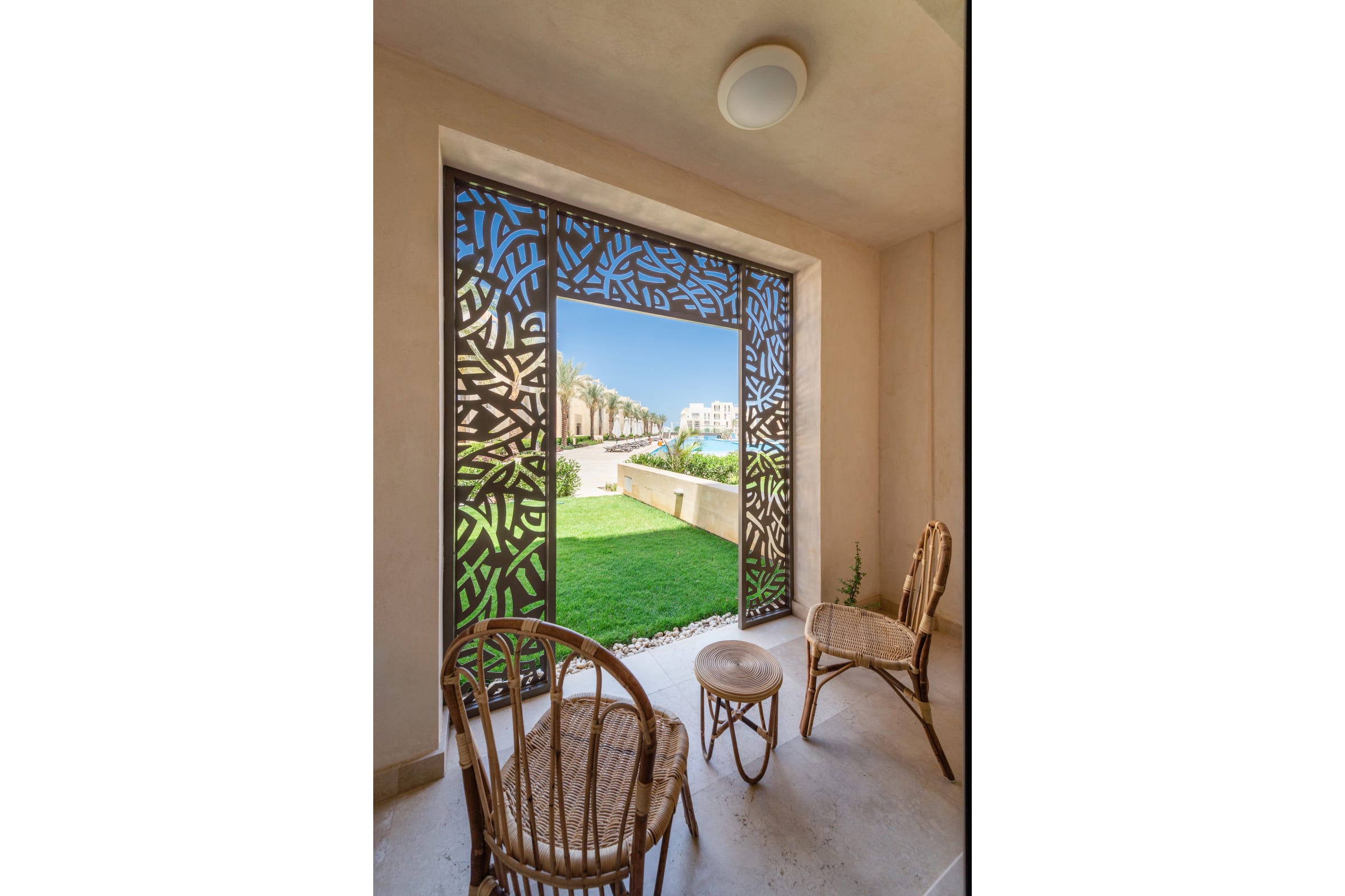 Secluded & Bespoke 1 BDR Apt with Pool View & Beach access — Apartment in Mangroovy Residence, El Gouna, Egypt — photo 9