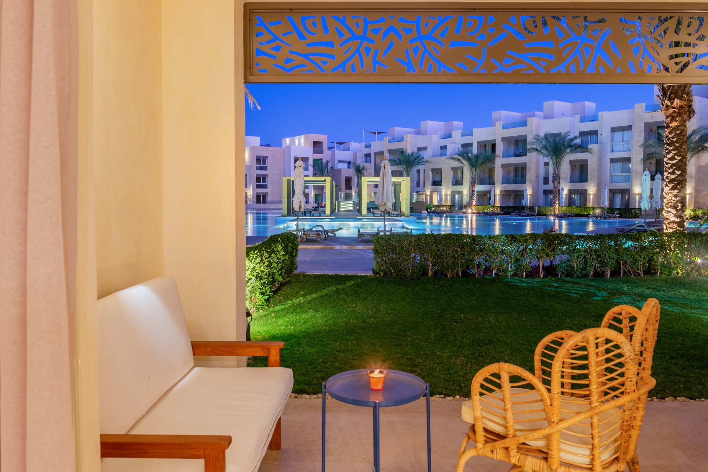 Elegant & Edgy  2 BR w/ Beach & Pool @ Mangroovy — Apartment in Mangroovy Residence, El Gouna, Egypt — photo 41