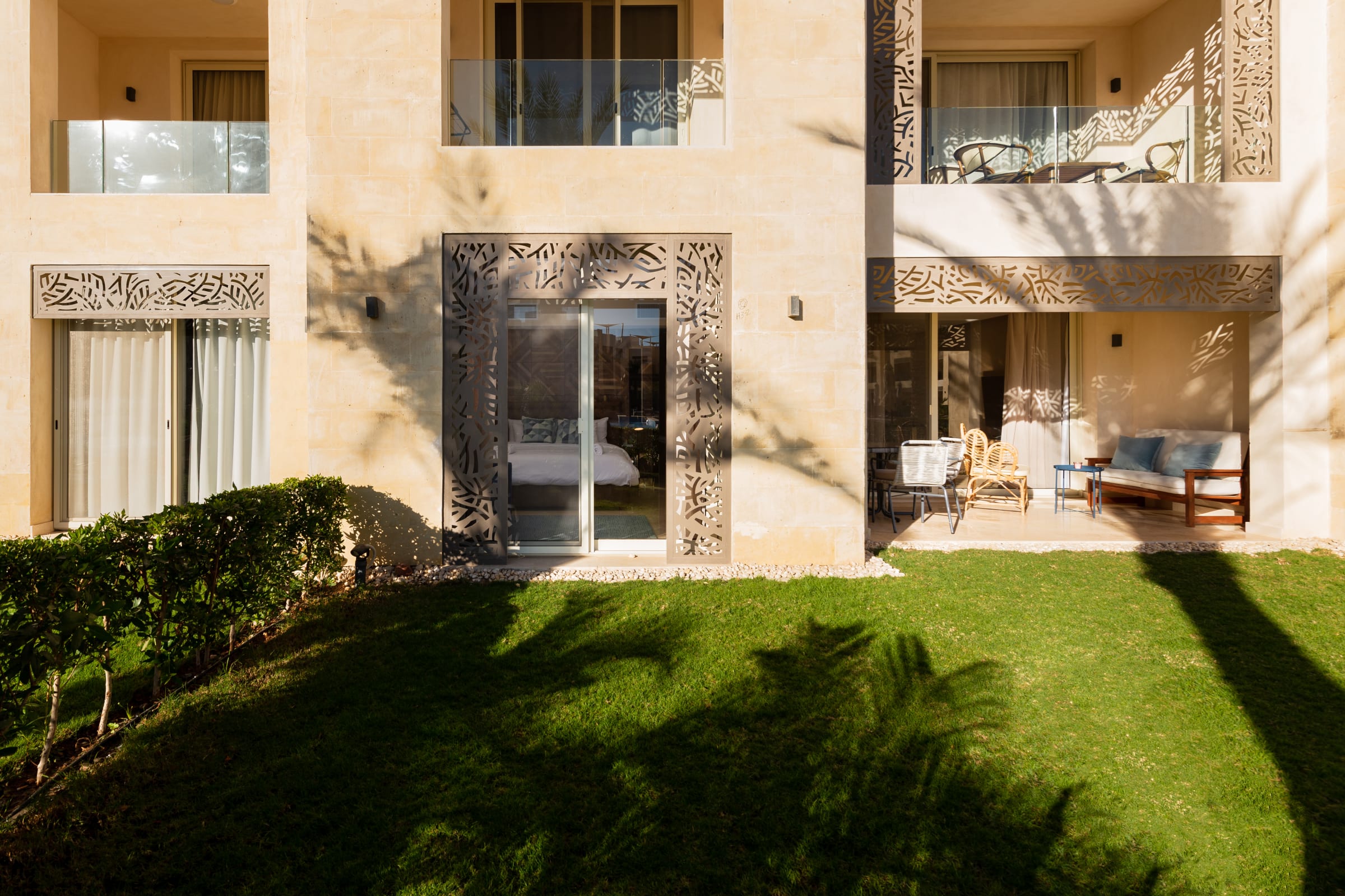 Elegant & Edgy  2 BR w/ Beach & Pool @ Mangroovy — Apartment in Mangroovy Residence, El Gouna, Egypt — photo 46