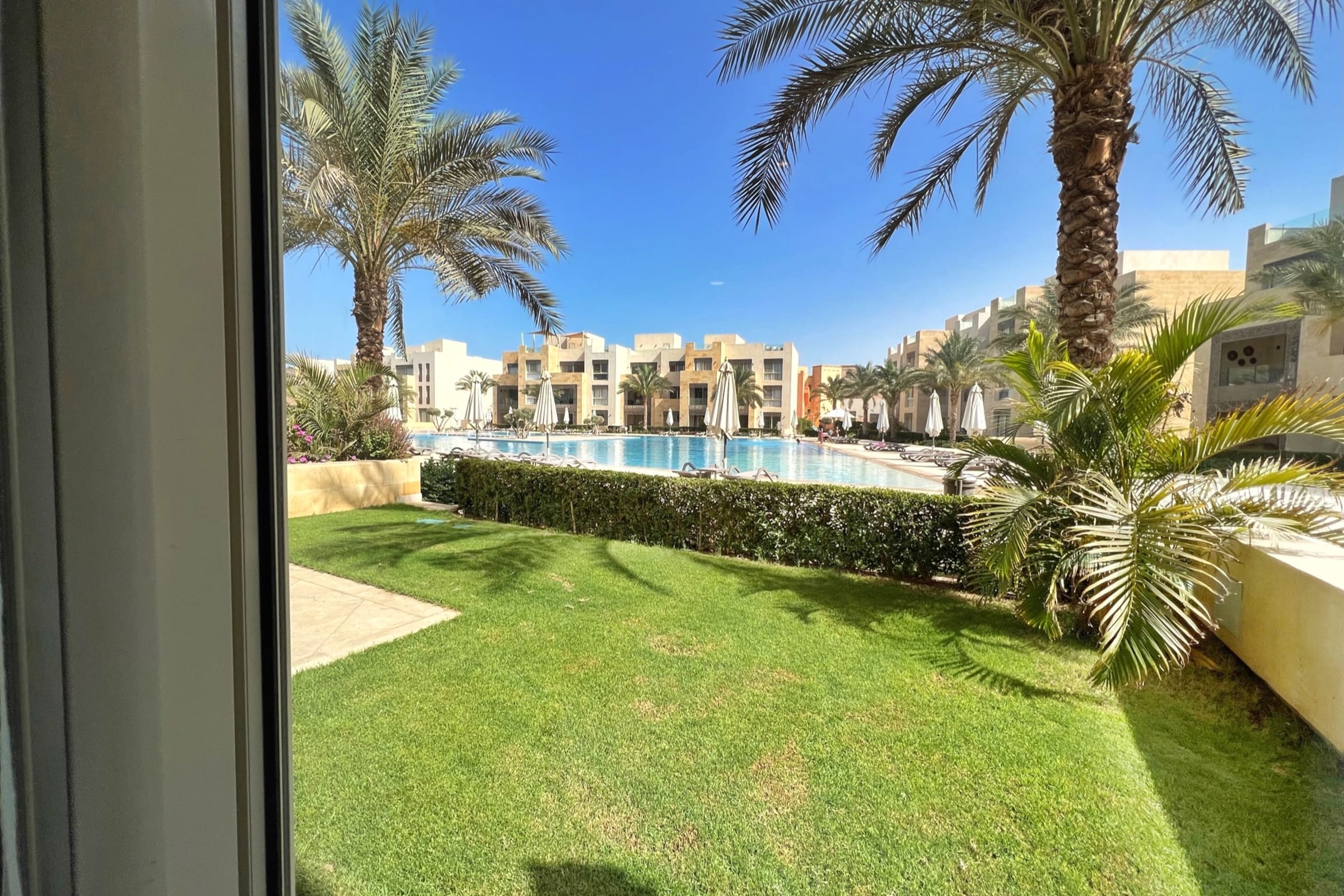 Waterfront & Groovy 2 BDR @ Mangroovy | Free Pool & Beach Access — Apartment in Mangroovy Beach, Kite Center Road, Hurghada, Egypt, El Gouna, Egypt — photo 6
