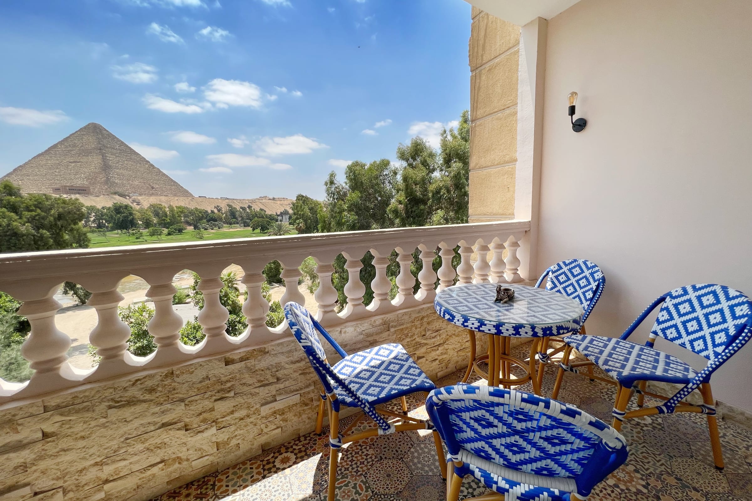 Spellbinding 2 BDR Apt. | At The Giza Pyramid's Doorstep 6