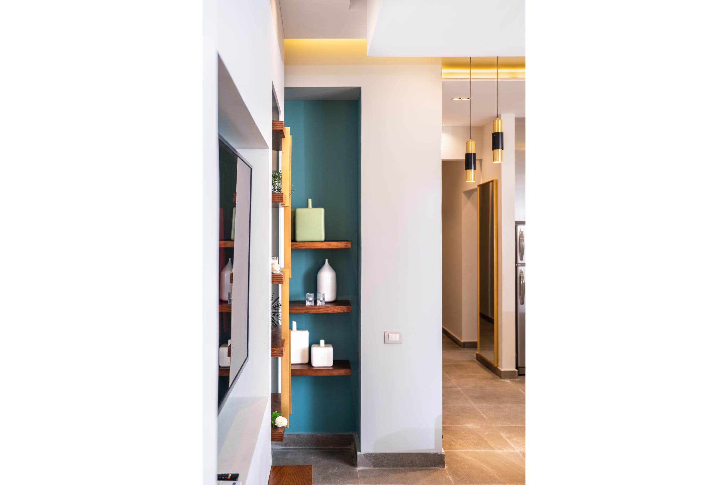 The Sleek & Ritzy 2 BDR | 15 min from CAI Airpt. — Apartment in 6 Al Nakhil new cairo, Cairo, Egypt — photo 37