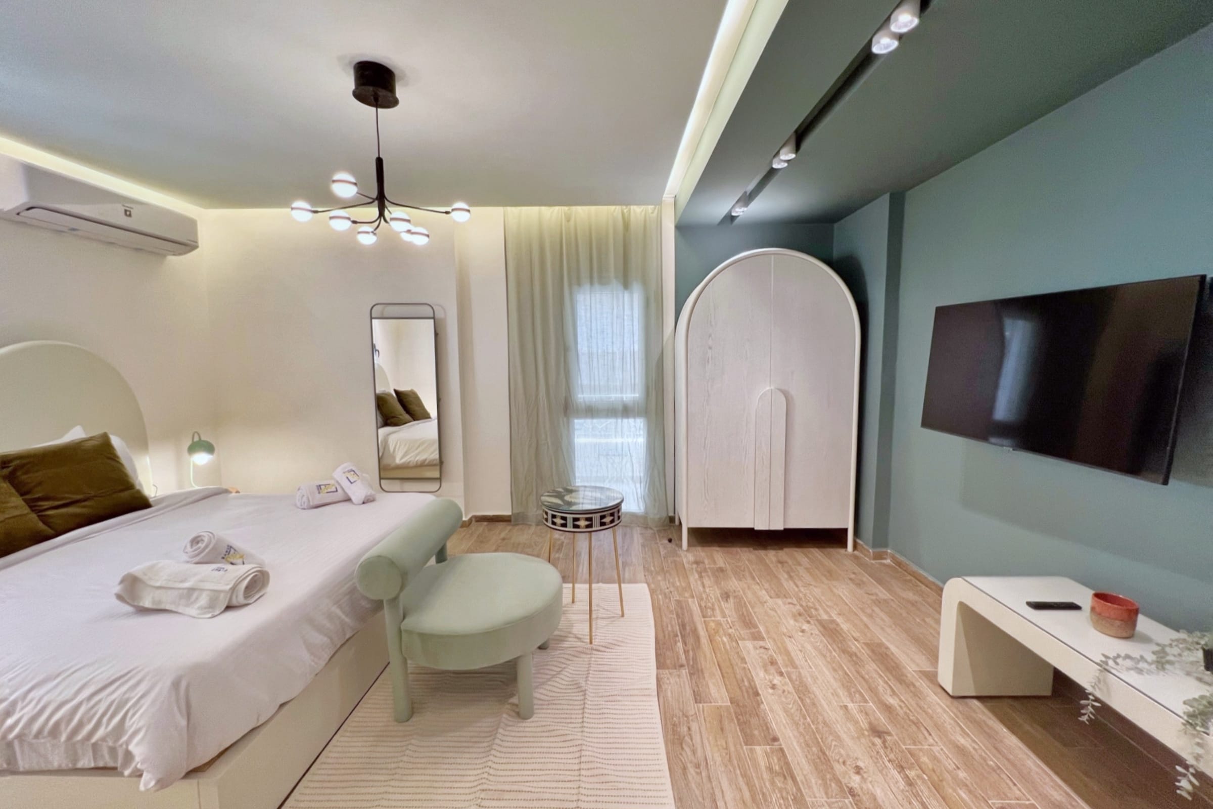 The 2 BDR Emerald Condo | 5 min to CAI Airport — Condo in 81 Ashbelya, Sheraton Al Matar, El Nozha, Cairo Governorate 11780, Cairo, Egypt — photo 27