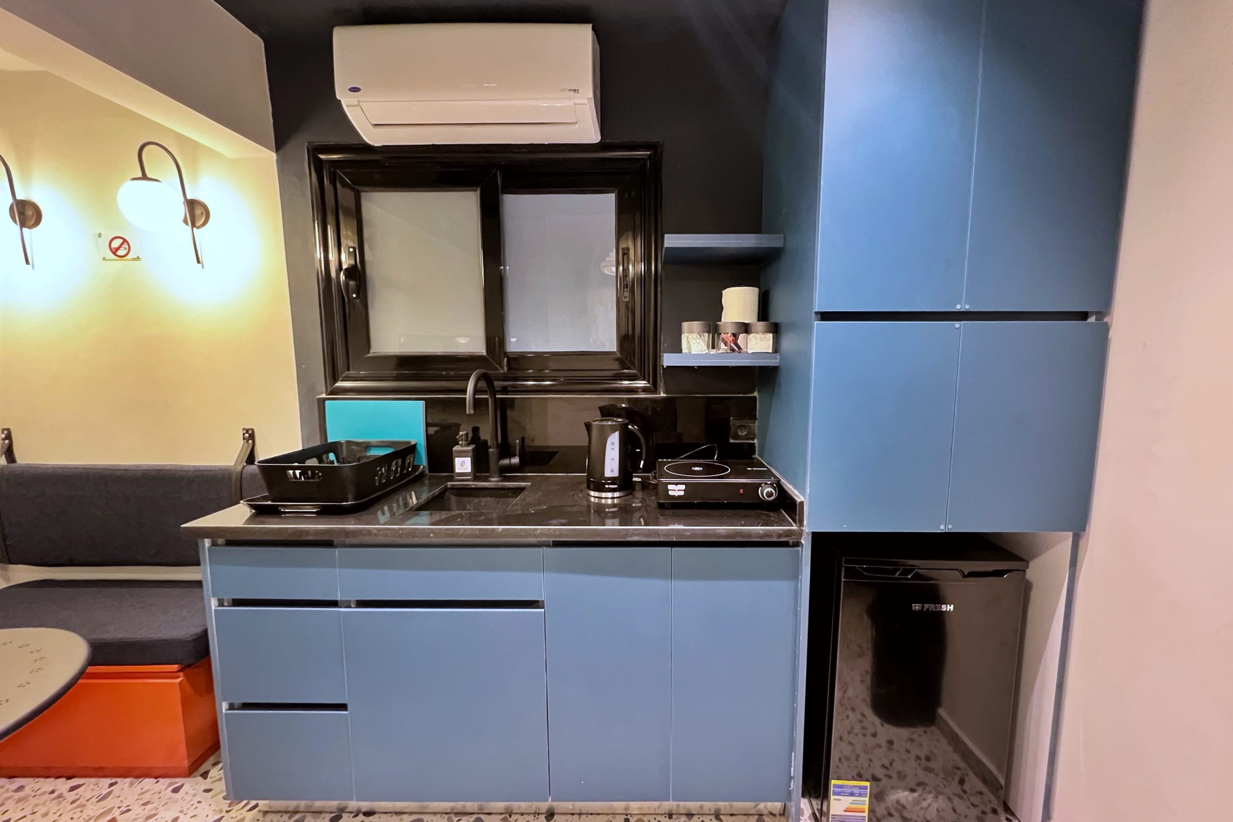The 1 BDR Cobalt Cube| 5 min to CAI Airport 6
