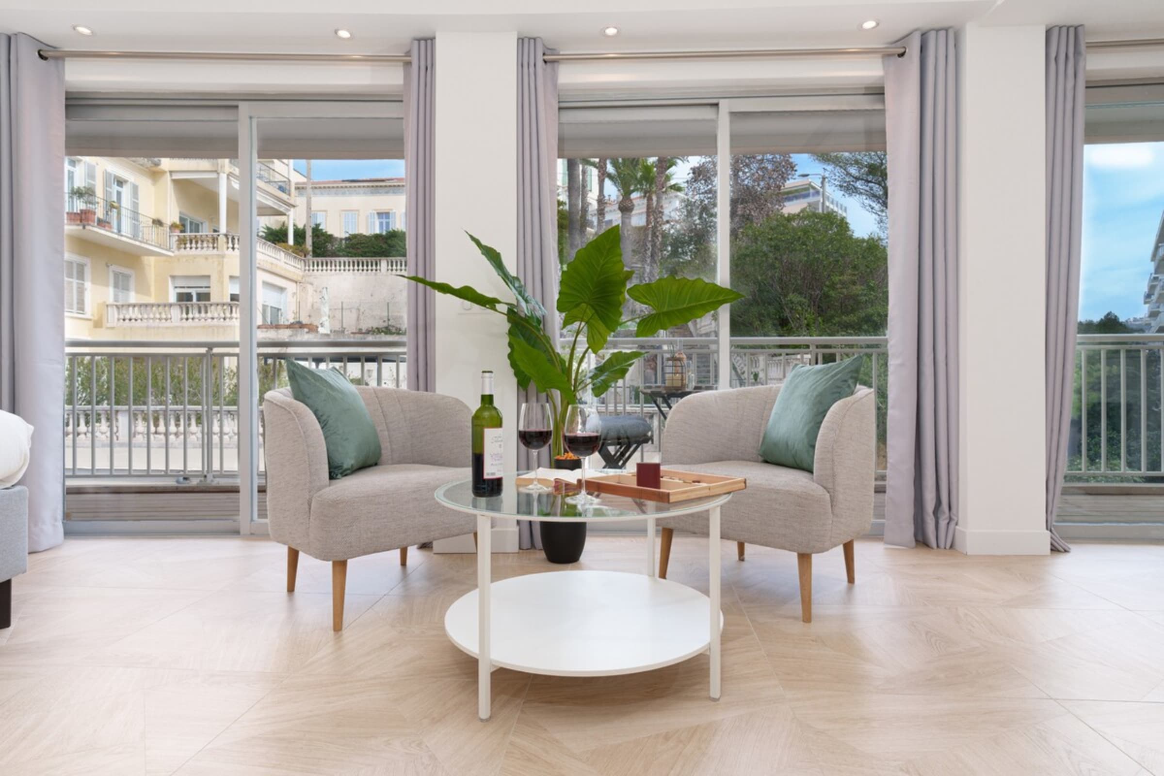 S 2P CANNES AS - Le Louis Blanc