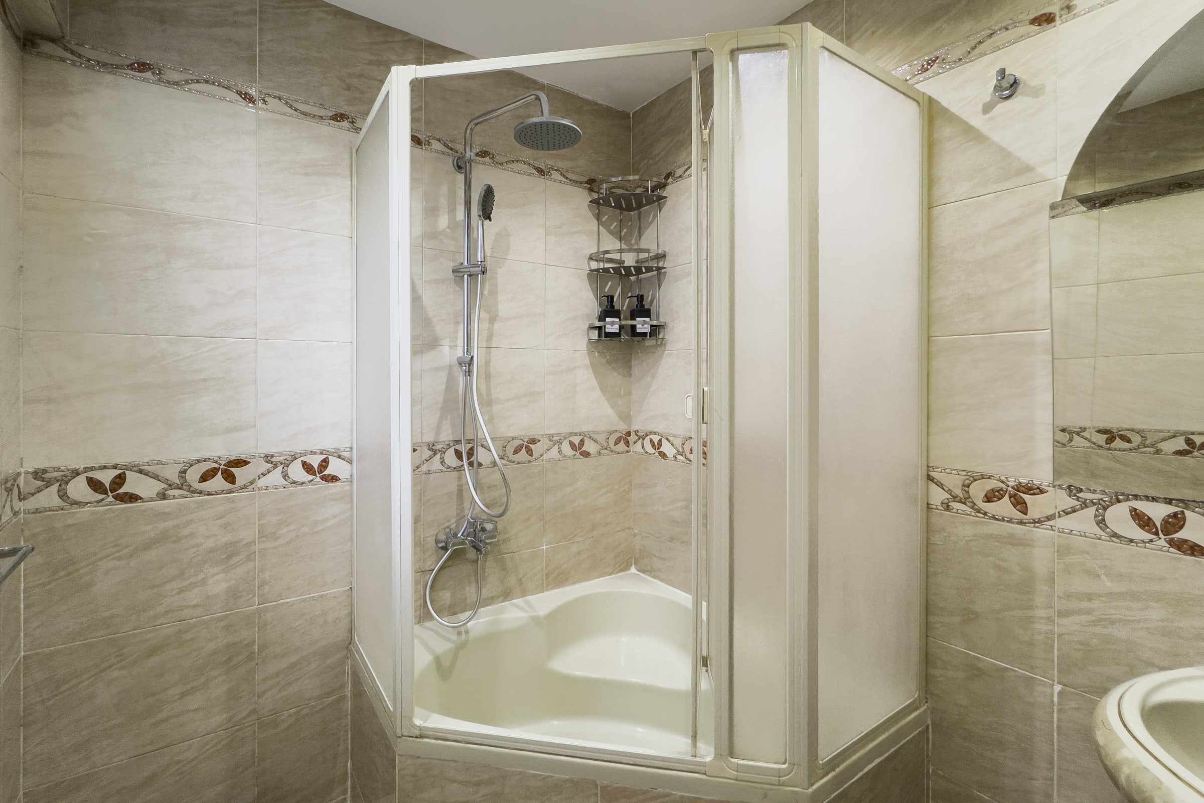 The 2BDR Velvet Vibe @ Maadi — Apartment in 22- 233 St. Degla, Maadi, Cairo, Egypt — photo 8