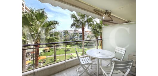 REF 1233 - TRES BEL APPARTEMENT 2 CHAMBRES - GRAND HOTEL