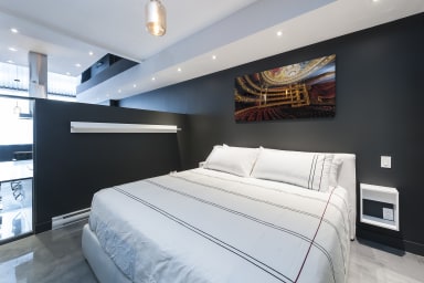 King size bed - minimalist decor