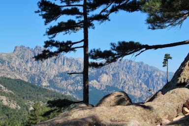randonnée dans l'Alta rocca à 1h de la villa