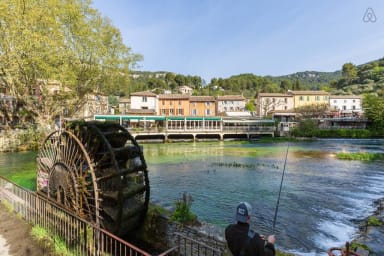 Sorgue river in the village