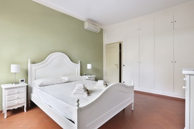 PONTEVECCHIO 2 BEDROOMS SUITE-Hosted by Sweetstay