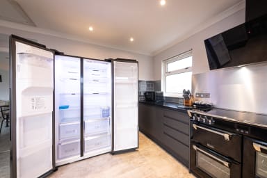 Kitchen [newly remodeled]