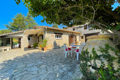 terrasse principale de la maison