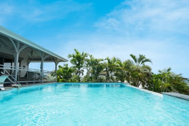 Photo de Villa en location saisonnière à Sainte-Anne en Guadeloupe 