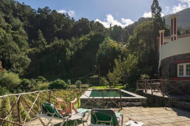 swimming pool and view to the property