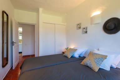 Bedroom 2 in guest annex with build in wardrobes and aircon