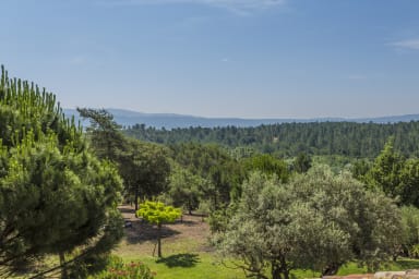 Vacances sérénité et relaxation à Roussillon en Luberon