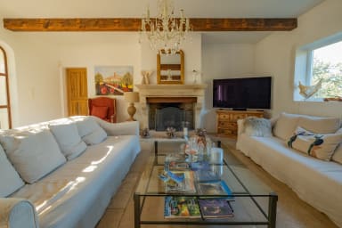 Well-being and relaxation holidays in Provence with swimming pool