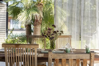 Perfume of well-being for this bastide for rent in Maillane