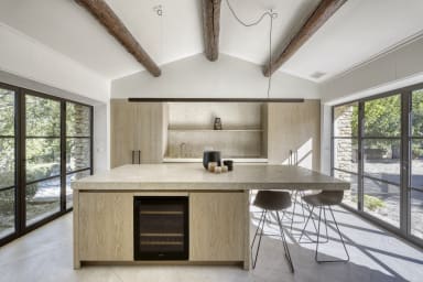 Propriété chaleureuse à louer au coeur du petit Luberon à Ménerbes
