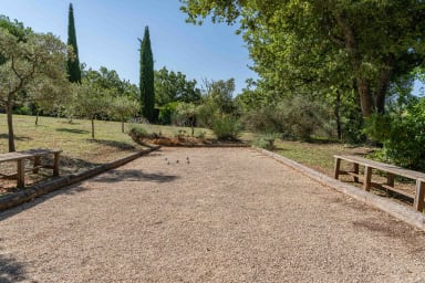 Vacances au coeur du Luberon avec piscine chauffée