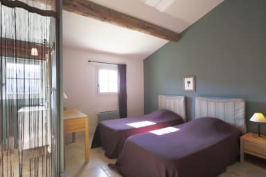 Rental flat with private terrace swimming pool Bonnieux