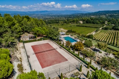 Unforgettable holidays in the heart of the Petit Luberon