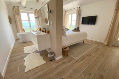 Dream holiday with exceptional view in Viens
