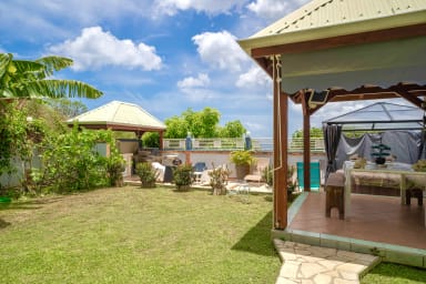 Photo de Villa en location saisonnière à Deshaies en Guadeloupe 