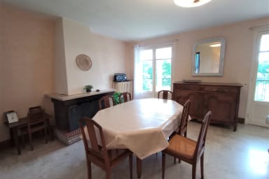 TABLE DE SALON