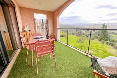Terrasse / Terrace
