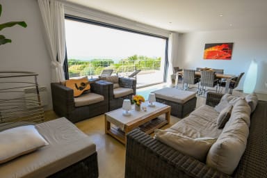 Salon / Living room