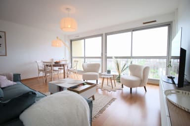 Espace repos avec vue sur Rouen