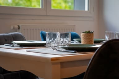 Table à manger et assises
