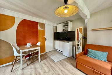 Table à manger et assises
