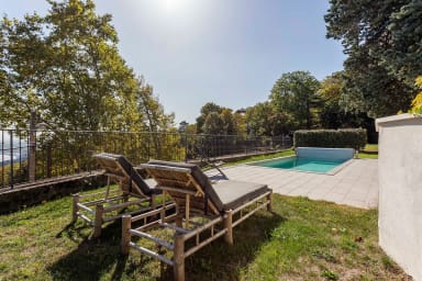 Extérieur et sa piscine
