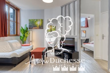 Logement coeur de ville avec parking