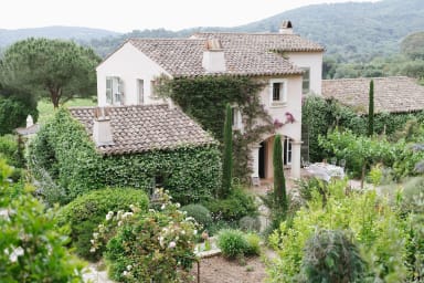 book-villa-ysee-property-rental-kid-friendly-gassin-pioma-home