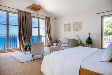 book-villa-isaure-property-rental-kid-friendly-cassis-pioma-home